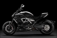 Alle originele en vervangende onderdelen voor uw Ducati Diavel USA 1200 2012.